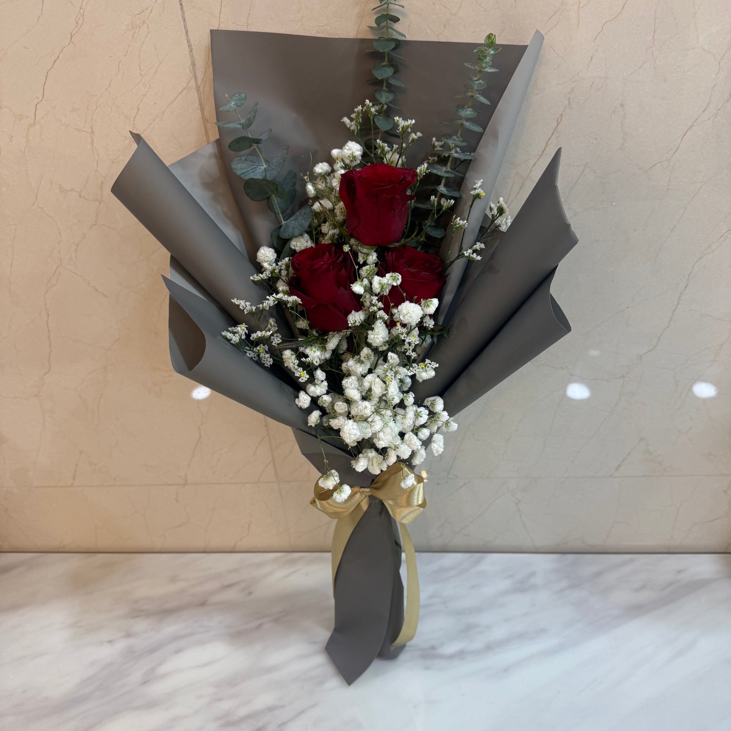 ช่อกุหลาบสด 3 ดอก Ash Grey